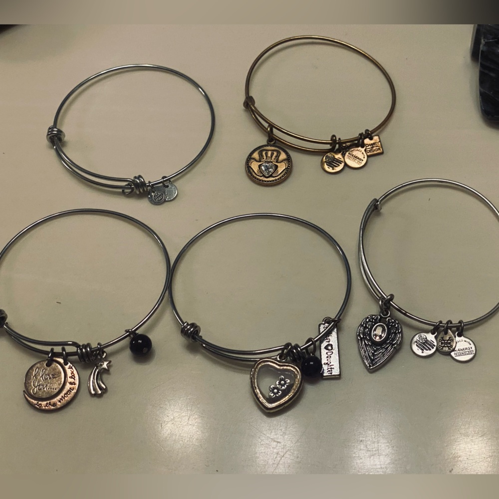 Bundle (5) GORGEOUS Alex & Ani Bengal Bracelets that are great for any occasion!